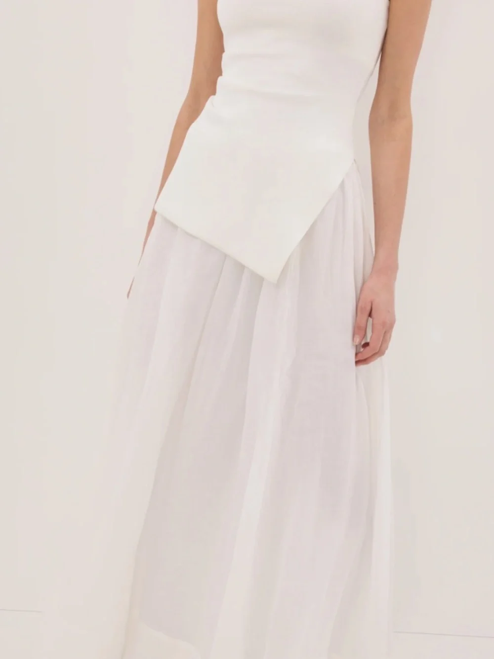 Dissh White Linen Skirt - Picture 3 of 6